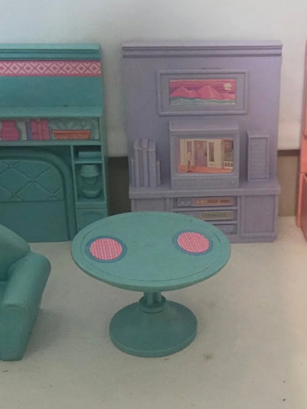 Vintage MEL APPEL APEL DOLLHOUSE FURNITURE PINK/Green/Purple